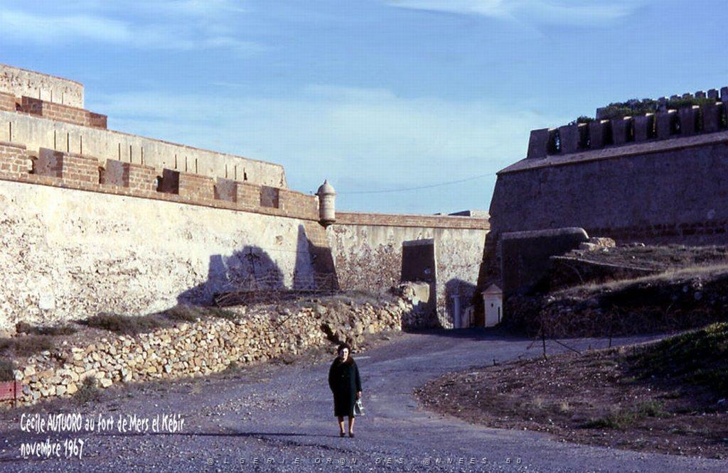 MERS EL KEBIR F CECILE AUTUORO AU FORT NOVEMBRE 1967.JPG